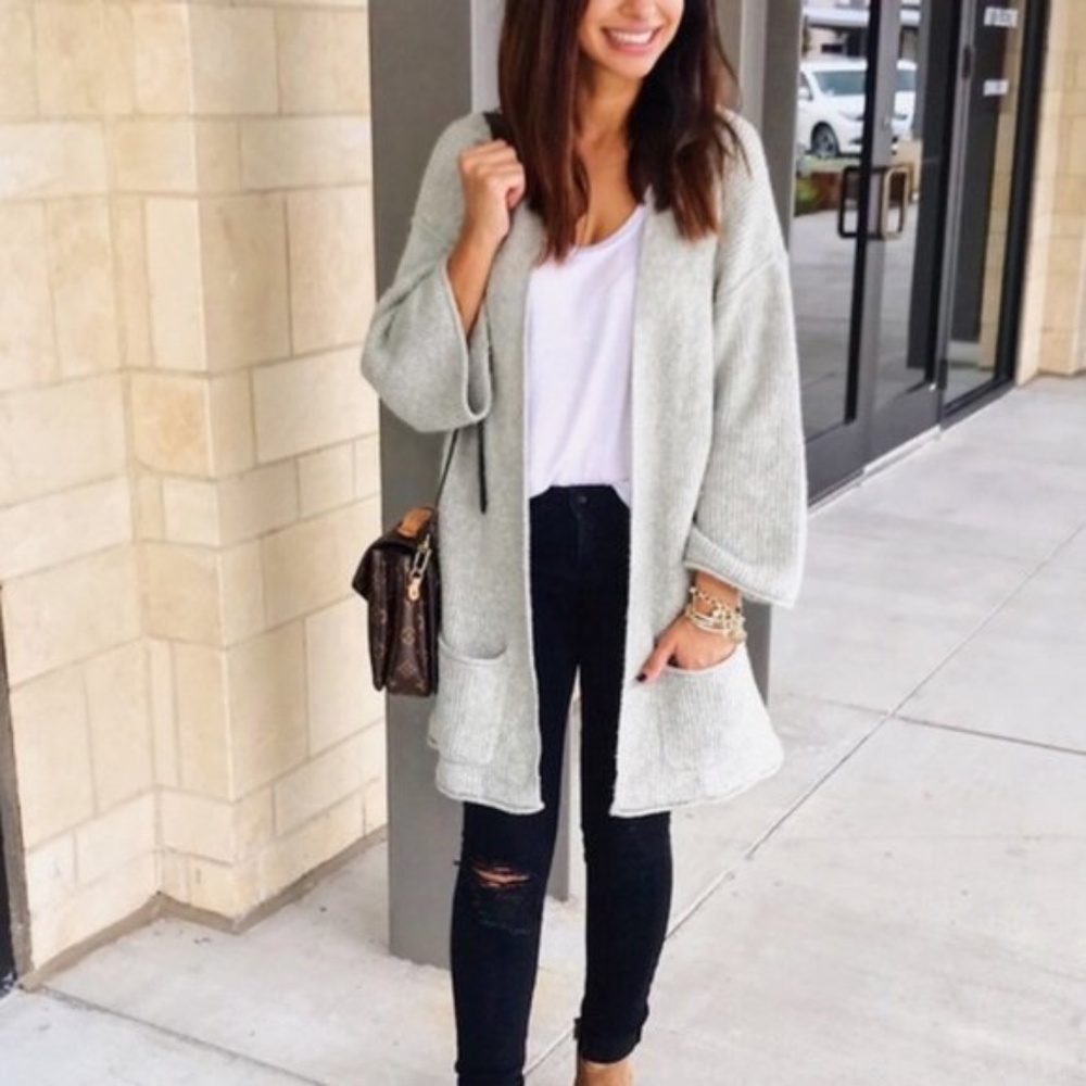 BP. Dreamers Throw On Cardigan
